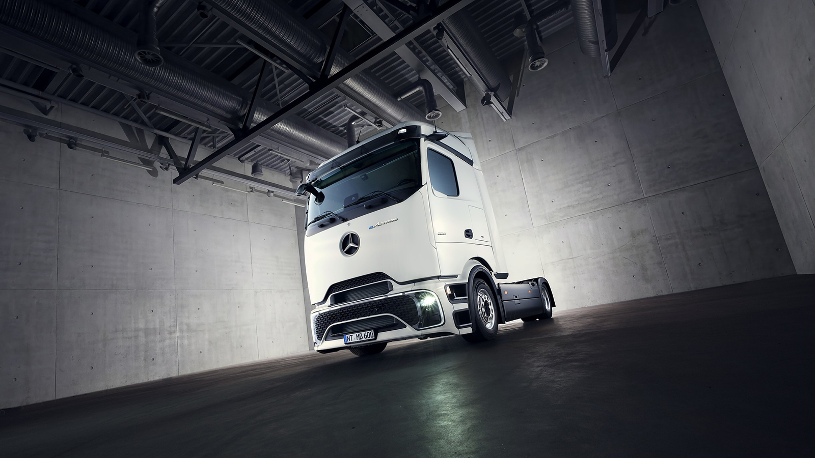 eActros Lowliner: Έρχεται το νέο ηλεκτρικό φορτηγό της Mercedes-Benz!